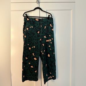 Soft corduroy printed pants. Super trendy and good condition